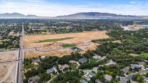 Drone / aerial view featuring a mountain view