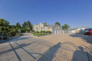 View of front facade with a garage