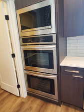 Kitchen double ovens and microwave