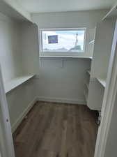 Primary suite walk-in closet