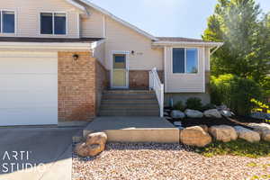 View of front facade with a garage