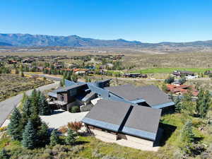 Bird's eye view with a mountain view