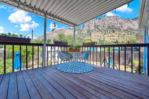 Deck has s been scrapped and painted since this photo. STUNNING mountain view