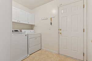 Laundry/Mud Room Leading to Garage