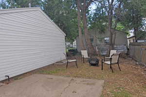 back yard behind garage