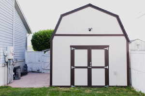 Spacious workshop shed with electricity