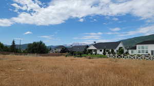 Photo 17 of 806  STRINGTOWN RD