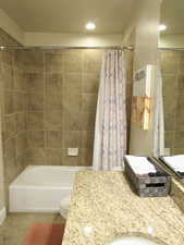 Full bathroom second level