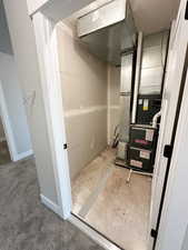 Utility room with heating unit