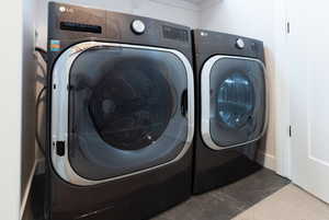 Large capacity LG washer/dryer