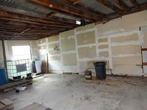 Miscellaneous room with concrete flooring