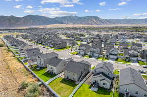 Bird's eye view featuring a mountain view