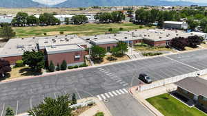 Aerial view with a mountain view