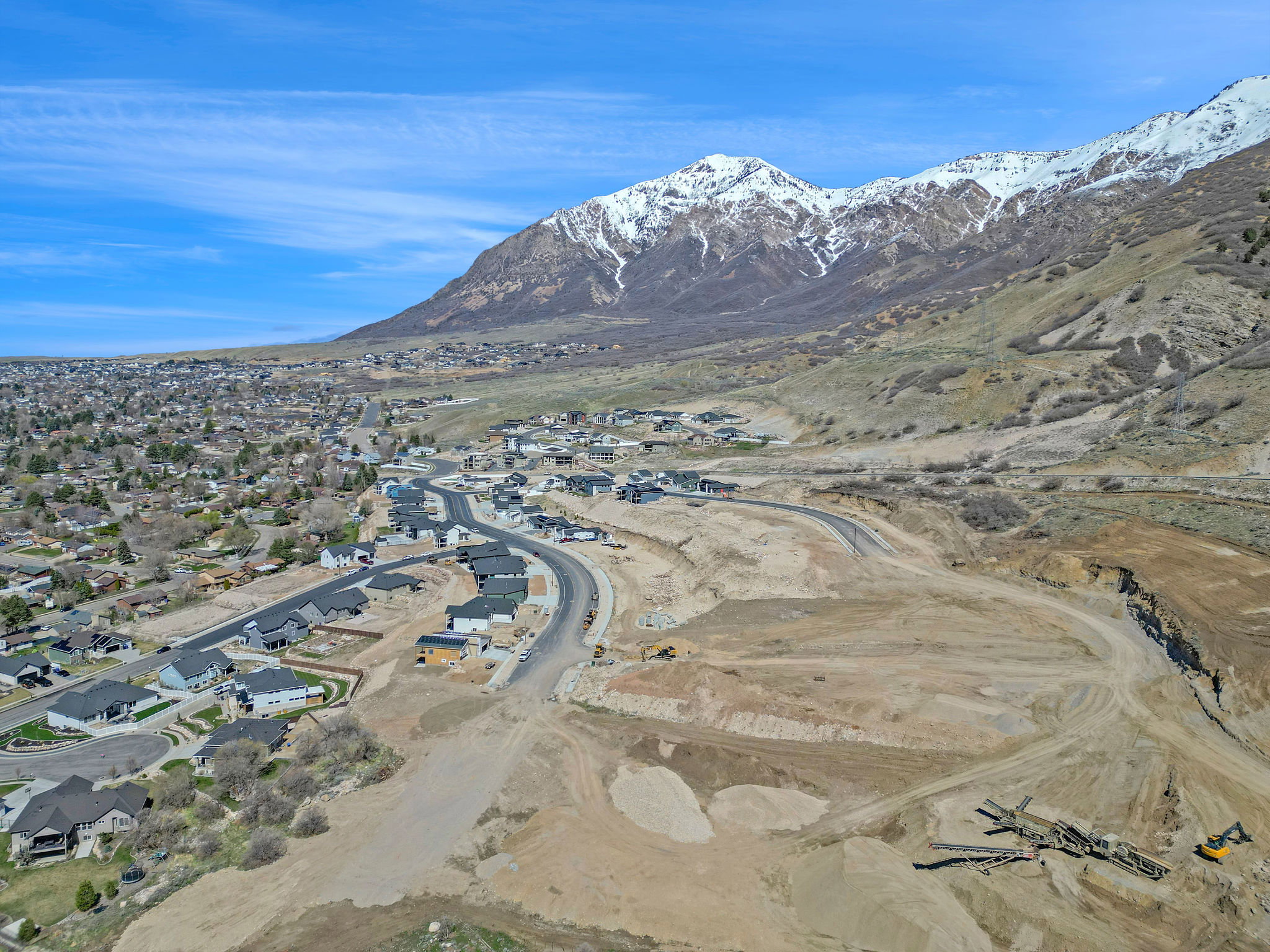 View of mountain feature with a residential view