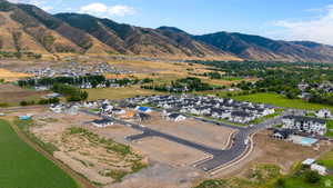 Aerial view with a mountain view