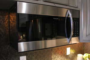 Microwave oven