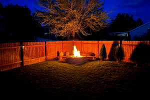 Night / Backyard fireplace meeting area