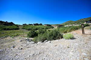 View of mountain feature