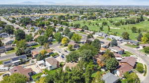 Bird's eye view with a mountain view