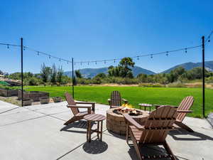 Firepit and Views