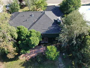 Birds eye view of property