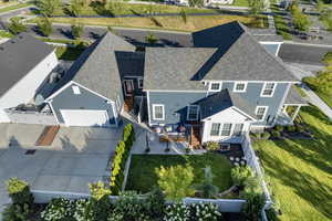 Birds eye view of property