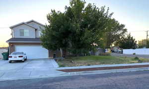 Large shade tree, RV parking