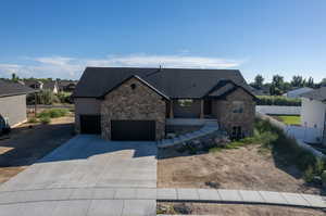 View of front of house featuring a garage