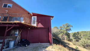 Front of Cabin & Garage