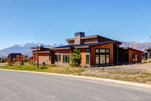 View of front facade featuring a mountain view