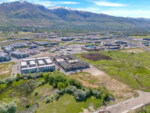 Bird's eye view featuring a mountain view