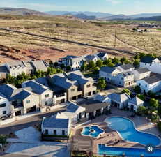 Aerial view with a mountain view