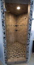 Steam shower in primary bath