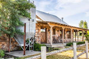 View of front of house with a porch