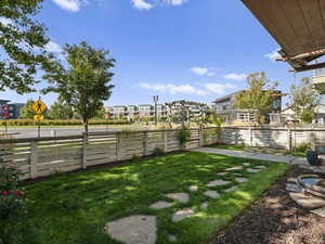 View of front yard