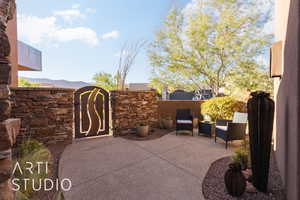 View of patio / terrace featuring a mountain view