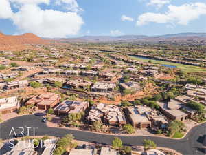 Drone / aerial view featuring a mountain view