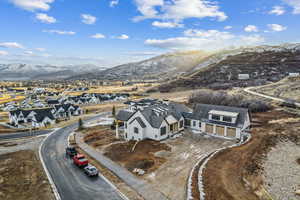 Drone / aerial view featuring a mountain view