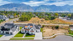 Bird's eye view with a mountain view