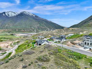 View of mountain feature