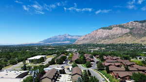 Drone / aerial view featuring a mountain view