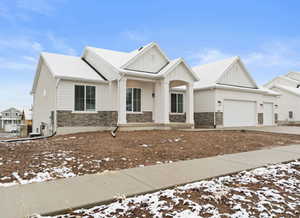 View of front of house featuring a garage