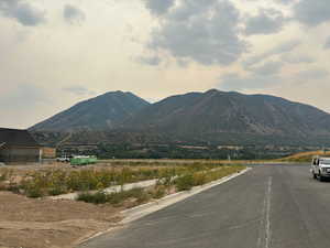 View of mountain feature