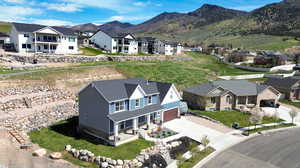 Bird's eye view featuring a mountain view