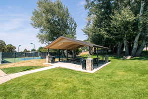 Surrounding community park with pool, pickleball, basketball, and a gazebo