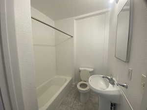 2nd Full bathroom on the main level