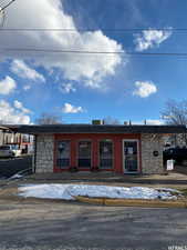 View of front of home featuring a porch