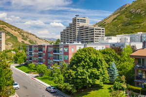 Donner Way Aerial View