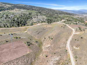 Drone / aerial view featuring a mountain view