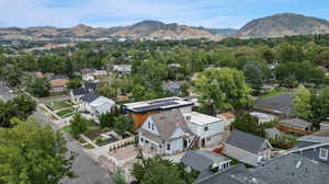 Drone / aerial view featuring a mountain view